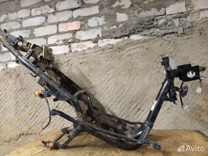 Рама ну скутер 150 кубов