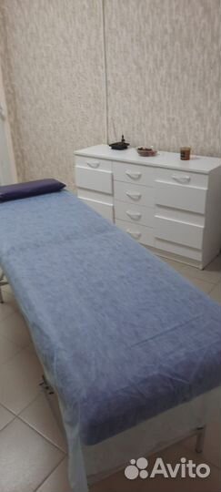 Кушетка для наращивания ресниц