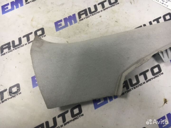 Обшивка стойки задняя правая Форд Фокус 2