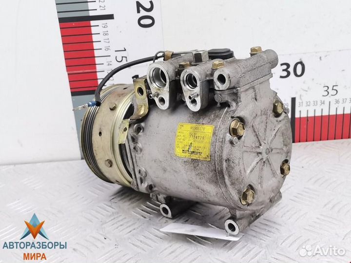 Компрессор кондиционера Mitsubishi Carisma 1999