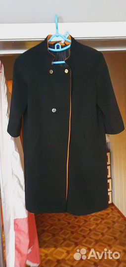 Чёрное пальто 44-46 размер