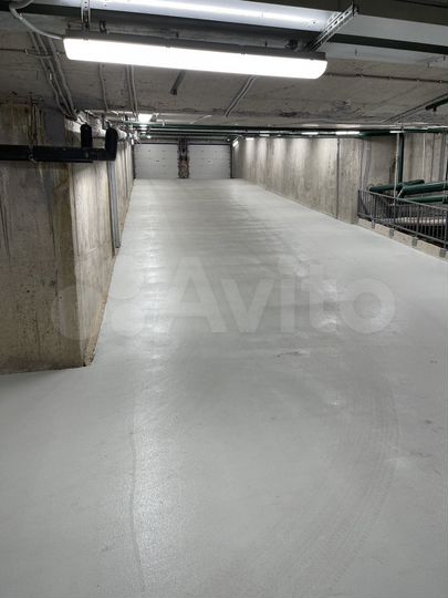 Машиноместо, 13 м²