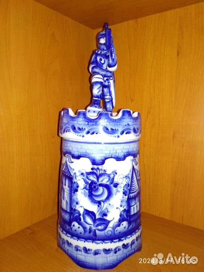 Кружка пивная / Замок / Горнист/ Гжель / Клеймо