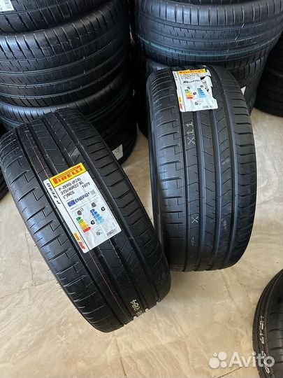 Pirelli P Zero PZ4 275/40 R22