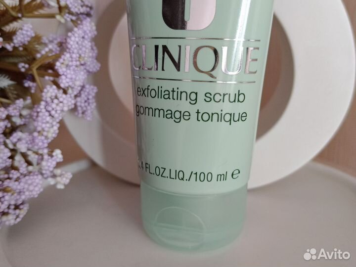 Clinique Скраб для лица Exfoliating Scrub новый