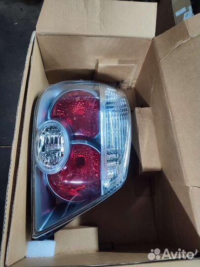 Фонарь задний mitsubishi outlander
