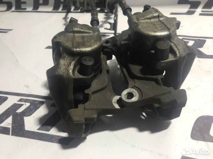 Суппорт передний Audi A4 B8 CDH