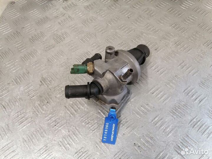 Корпус термостата Opel Combo C 1.3 16V CDTi