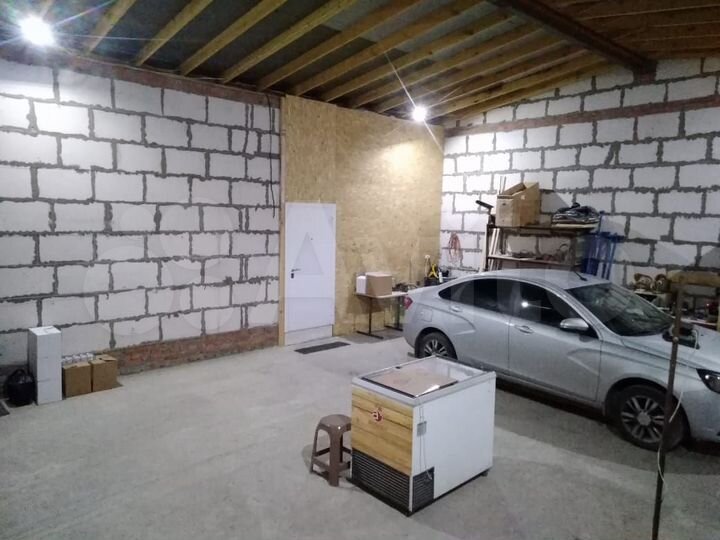 Дом 160 м² на участке 5 сот.