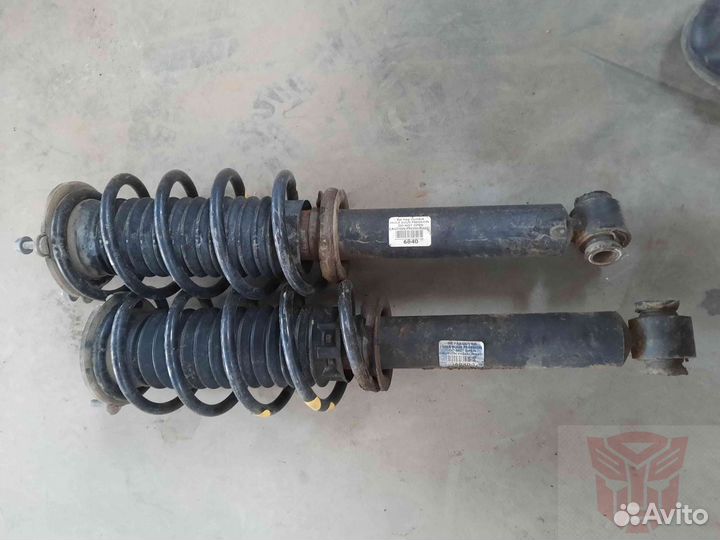 Стойка подвески передняя Peugeot 407 6D, EW10A