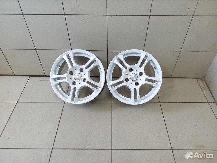 477) К-кт дисков литых R15 4х114,3/67,1/45