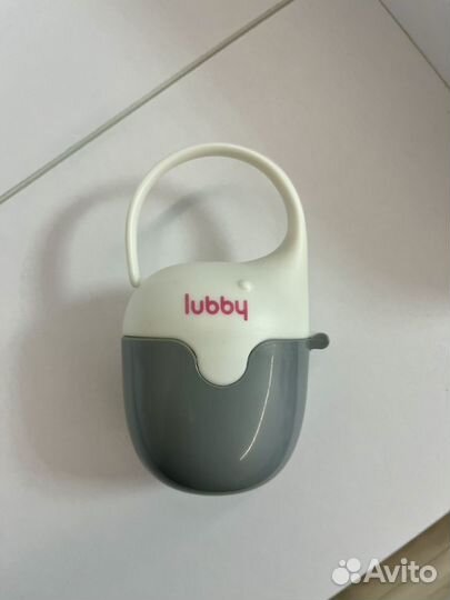 Контейнер - футляр для пустышки lubby