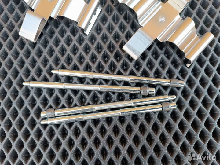 Установочный комплект колодок BMW Brembo 348x36