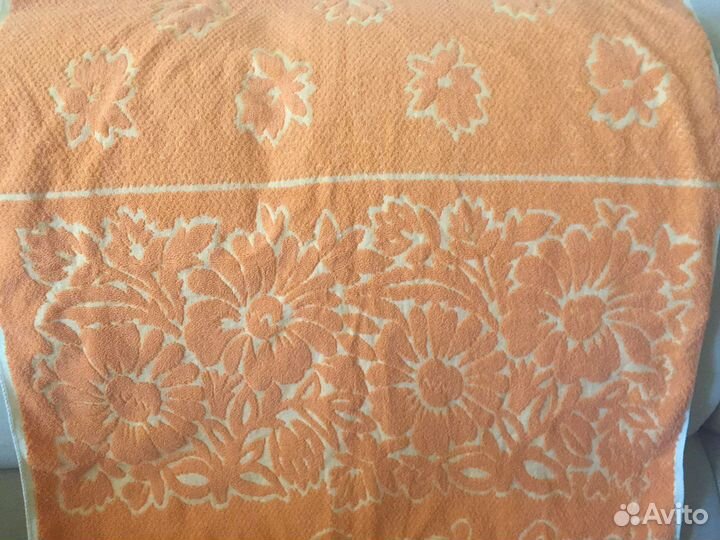 Новые махровые банные полотенца