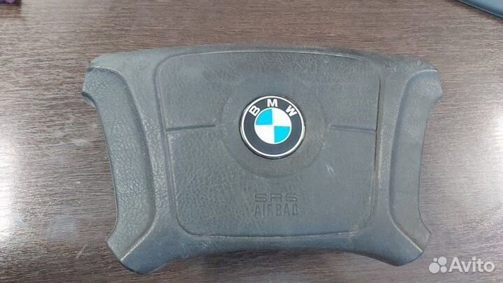 Подушка безопасности в руль Bmw 520I E39 M52 1996