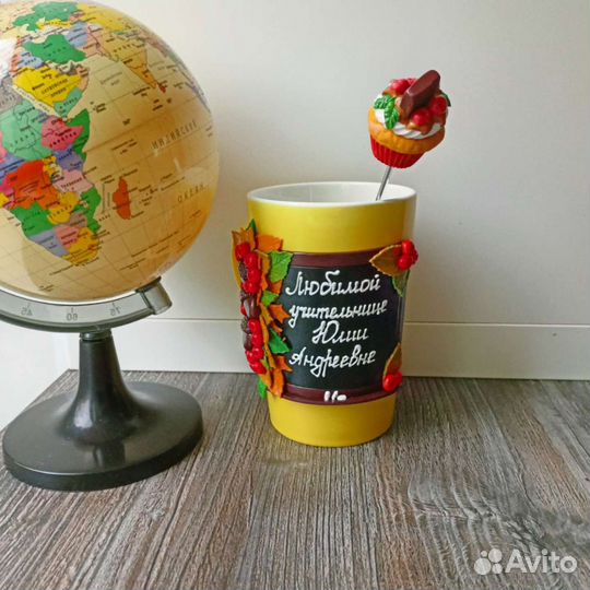 Кружка и ложка с декором из полимерной глины