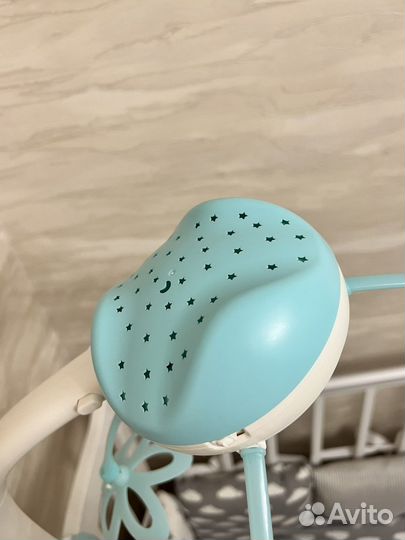 Детский мобиль в кроватку