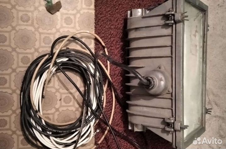 Прожектор уличный