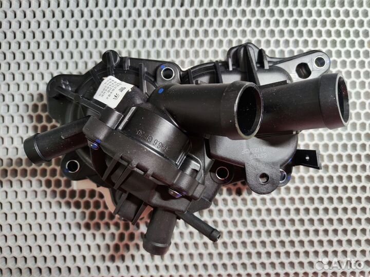 Помпа + термостат INA 538036310 VAG 1.2 / 1.4 TSI;