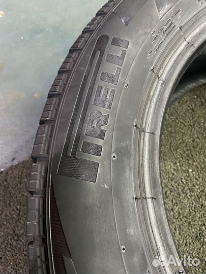 Pirelli Ice Zero FR 205/60 R16 96T