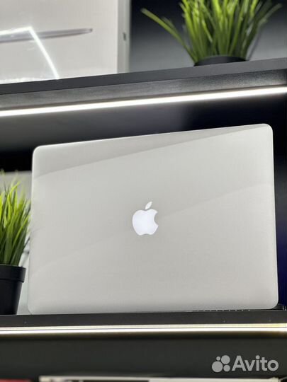 MacBook Pro 15 2015 Retina 16GB/256GB