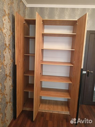 Шкаф распашной новый