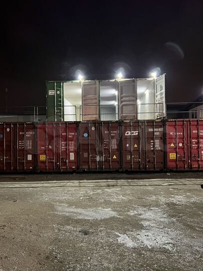 Склад с погрузчиком и рохлей 30 м²