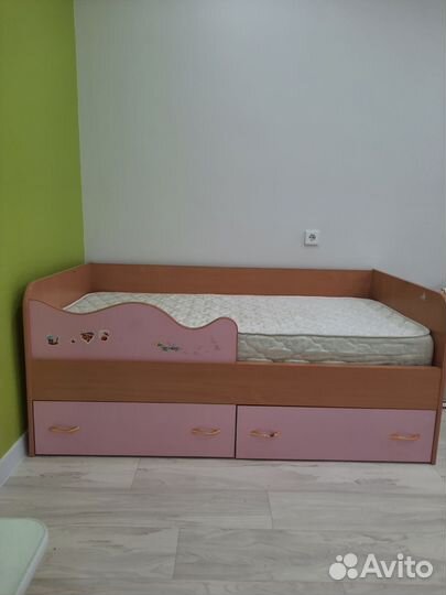 Детская кровать с матрасом бу