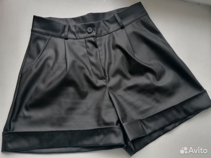 Кожаные шорты