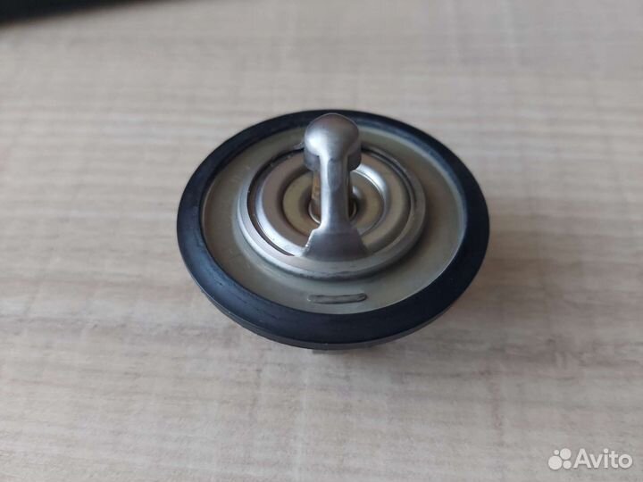 Термостат нексия/ ланос 8 клап