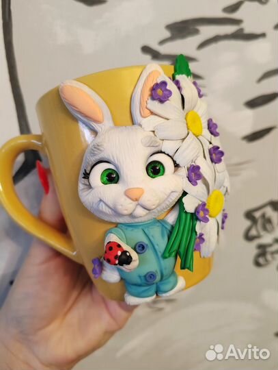 Кружка с декором из полимерной глины