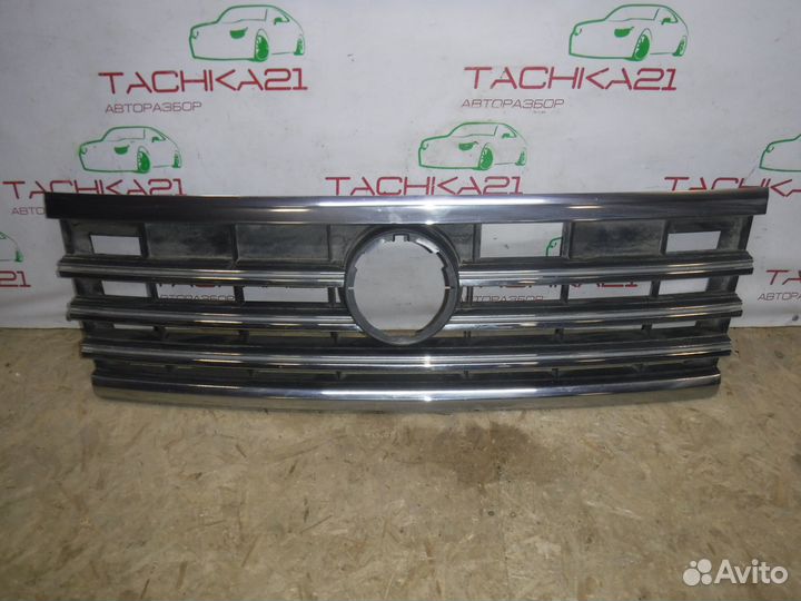 Решетка радиатора VW Touareg (2018+)