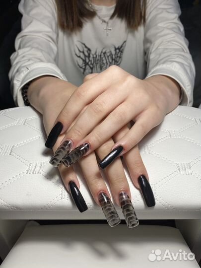 Маникюр, педикюр