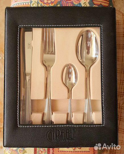 Набор столовых приборов новый