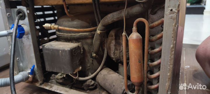 Льдогенератор бу