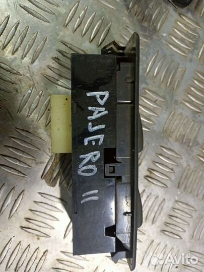 Блок стеклоподъемников Pajero 2