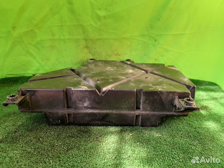 Сабвуфер Mercedes ML-Class W163