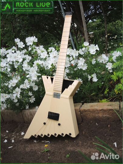 Акустическая безголовая гитара