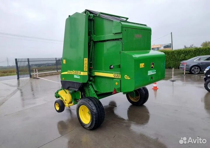 Пресс-подборщик John Deere 592, 2002