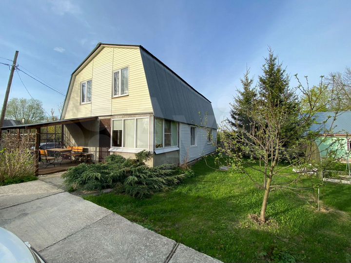 Дом 157,1 м² на участке 8 сот.