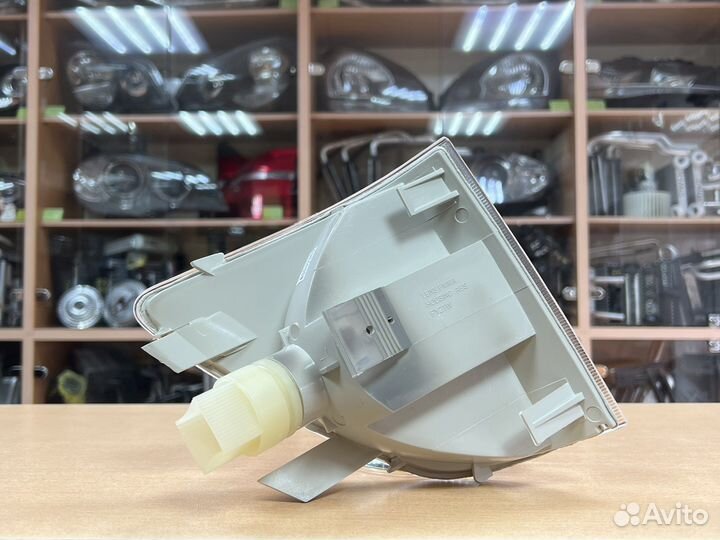 Указатель поворота Мерседес Спринтер