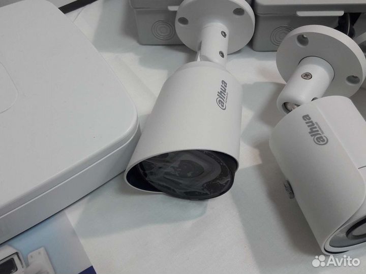 Видеонаблюдение 4Мп регистратор Dahua 8 камер