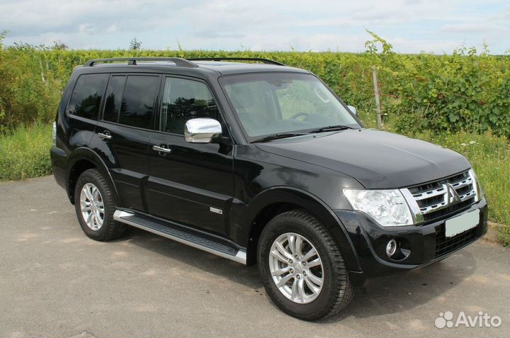 Фара от Mitsubishi Pajero 4 2006-2014