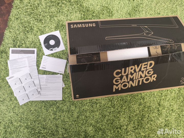 Монитор Samsung C24RG50FQI