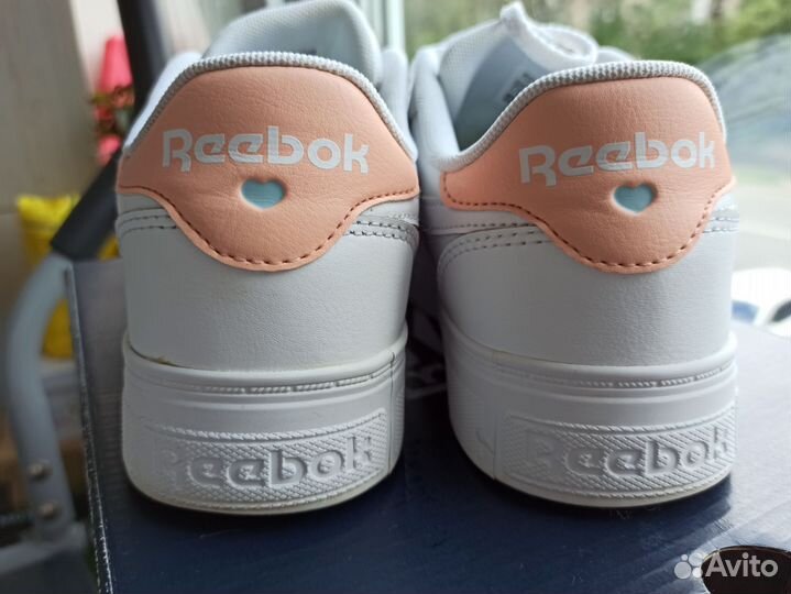 Кроссовки Reebok 38 р-р оригинал