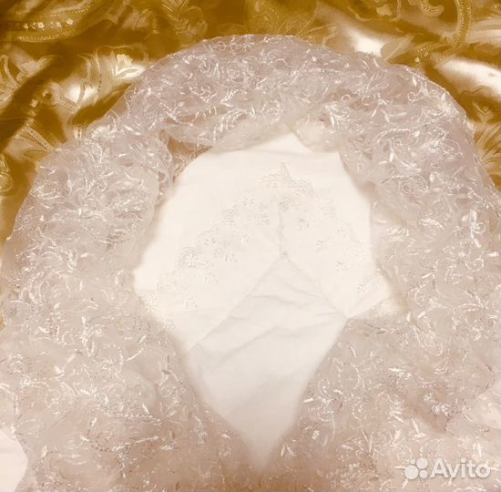 Одеяло-конверт с кружевом