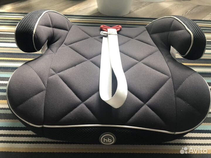 Автокресло бустер от 15 кг до 36 HB