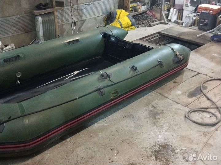 Лодка резиновая