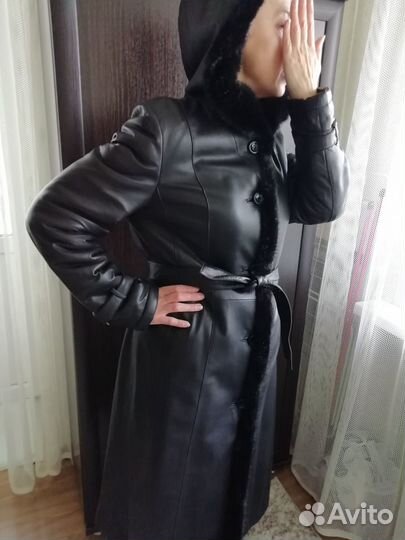 Зимнее кожаное пальто
