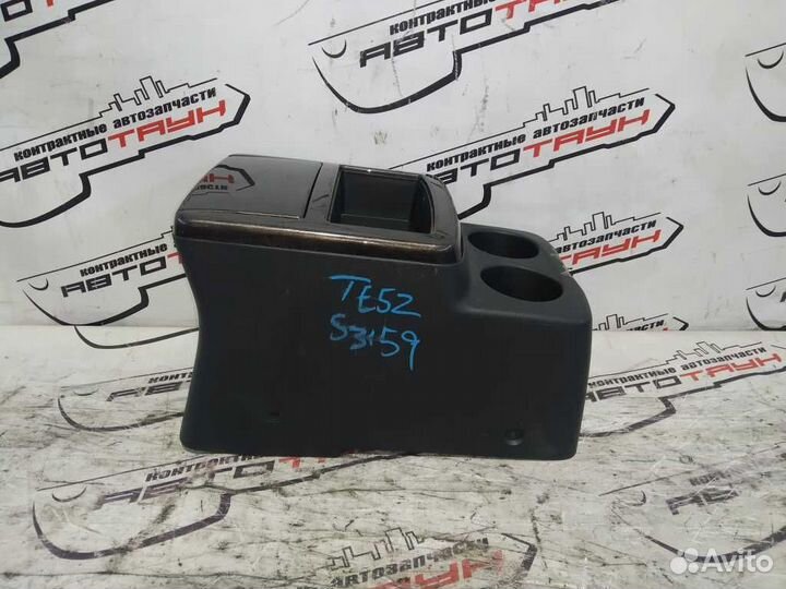 Бардачок nissan elgrand PE52 PNE52 TE52 TNE52 межд